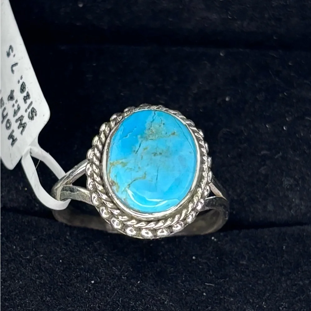 Genuine Turquoise & .925 Sterling Silver Ring – Size 7.5 Mohave Turquoise - Picture 2 of 3
